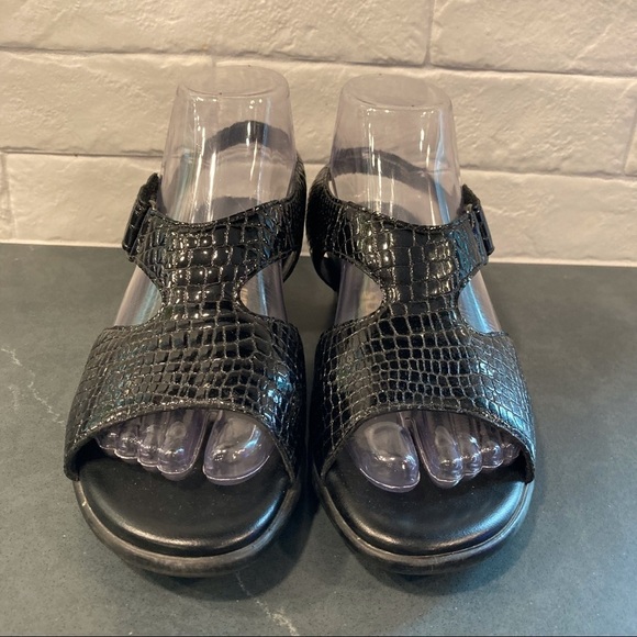 SAS sz 7.5 Suntimer Heel Strap Sandal black patent croc - Picture 4 of 13